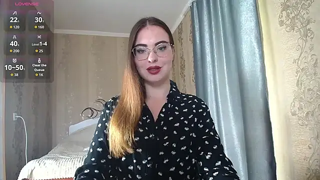 Leila Kissyu online show from 04-26-26, 09:50