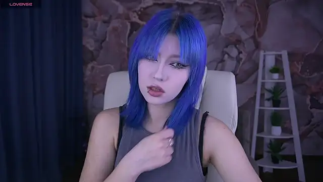 SelenaIris online show from 12-16-25, 09:41