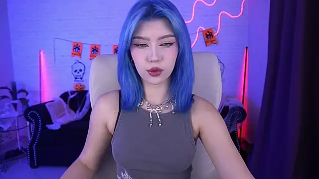 SelenaIris online show from 10-31-25, 09:22