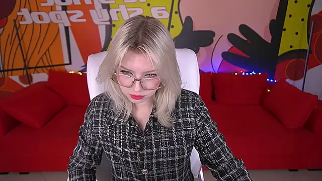 SelenaIris online show from 03-17-25, 02:01