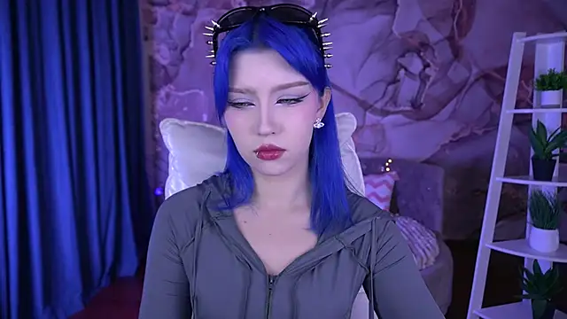 SelenaIris online show from 11-13-25, 09:40