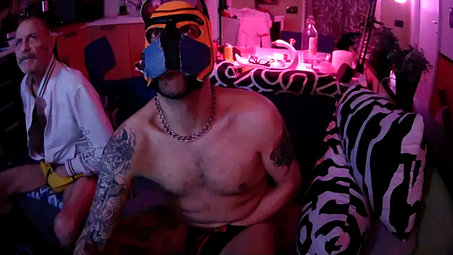 danix wild wolf online show from 03-19-26, 03:06