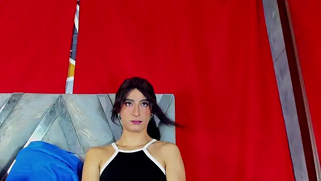 Alaska jonesxx online show from 12-18-25, 04:44