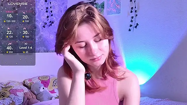 Snapshot of Cute_Cate404 chatting on 10-07-25, 02:45 Cute Cate404 online show from 10-07-25, 02:45