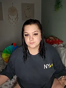 Saucy-Serenity online show from 04-04-26, 06:58