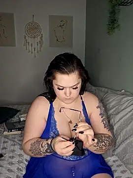 Saucy-Serenity online show from 04-05-26, 08:04