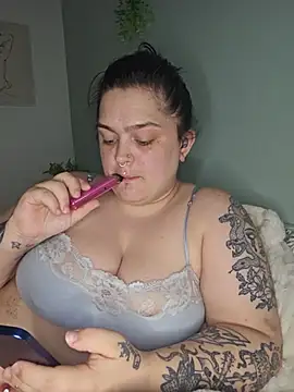 Saucy-Serenity online show from 06-24-26, 09:56