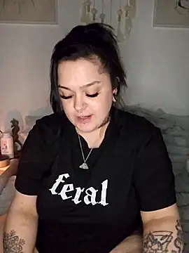 Saucy-Serenity online show from 02-16-26, 01:26