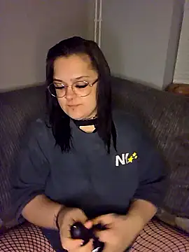 Saucy-Serenity online show from 10-14-25, 07:25