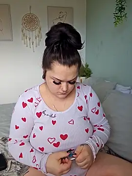 Saucy-Serenity online show from 03-28-26, 02:29