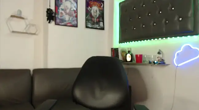 Snapshot of Monkey_uchiha777 chatting on 03-12-25, 12:57 Monkey uchiha777 online show from 03-12-25, 12:57