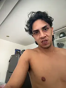 Monkey uchiha777 online show from 05-23-26, 02:49
