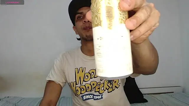 Monkey uchiha777 online show from 06-18-26, 12:31