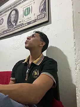 Snapshot of Monkey_uchiha777 chatting on 03-21-25, 12:29 Monkey uchiha777 online show from 03-21-25, 12:29