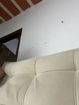 Elen online show from 04-13-26, 10:58