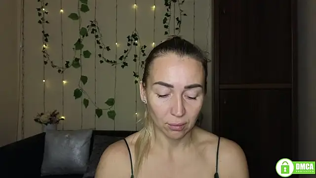 Kiss julli88I online show from 10-27-25, 06:31