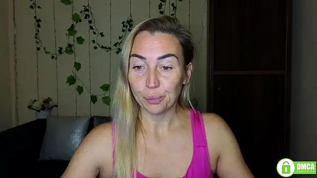 Kiss julli88I online show from 11-02-25, 06:24