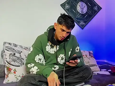 samevansx  online show from 02-03-26, 04:01