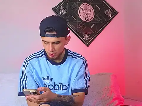 samevansx  online show from 12-15-25, 04:13