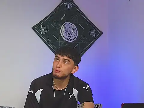 samevansx  online show from 10-31-25, 03:08