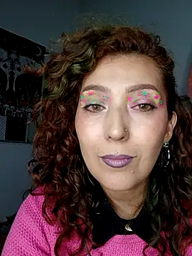 Luz delunaa online show from 01-11-26, 03:35