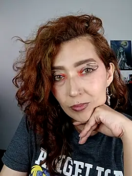 Luz delunaa online show from 03-14-26, 05:41