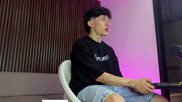 troy rouge online show from 09-17-25, 07:27