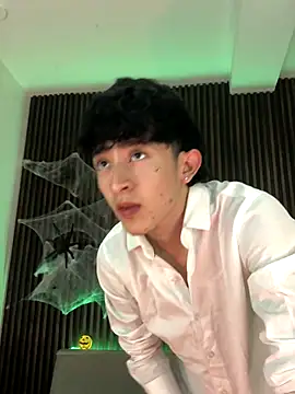 troy rouge online show from 10-14-25, 07:25