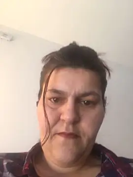 Curvy-Essex-Milf online show from 03-08-25, 02:40