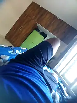 Snapshot of Zombiejack chatting on 03-22-25, 10:28 Zombiejack online show from 03-22-25, 10:28