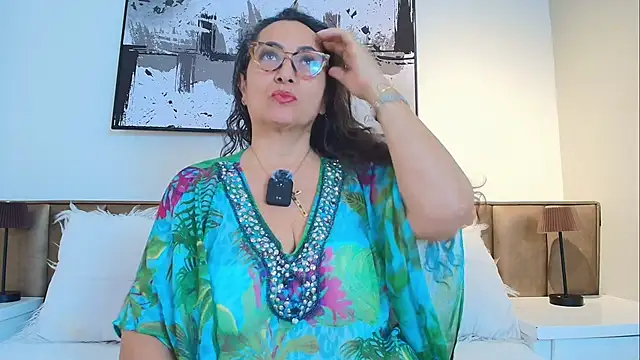 AlessandraLeroy online show from 05-10-26, 12:09