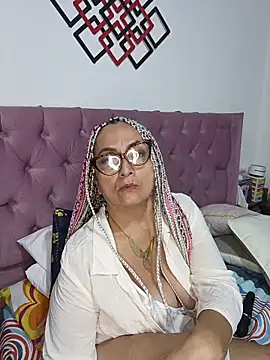 AlessandraLeroy online show from 11-25-25, 01:28