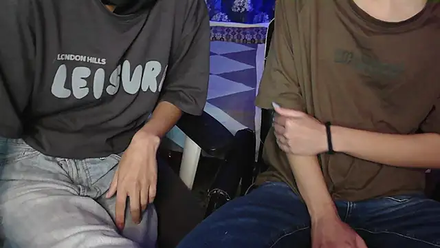 Snapshot of NaughtyThrouple007 chatting on 01-12-26, 08:47 NaughtyThrouple007 online show from 01-12-26, 08:47