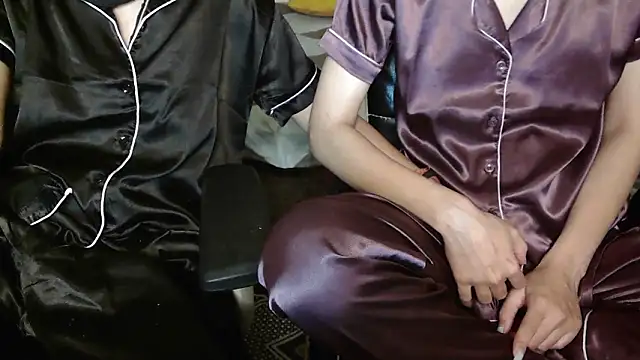 Snapshot of NaughtyThrouple007 chatting on 02-10-26, 08:19 NaughtyThrouple007 online show from 02-10-26, 08:19