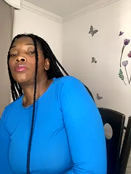 Nahomy gree online show from 10-06-25, 06:03