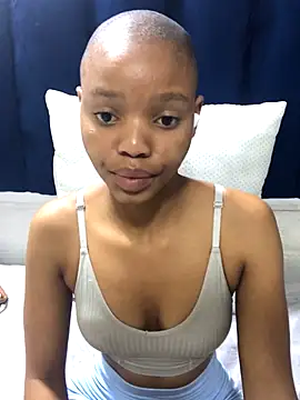 BondiBitch online show from 10-31-25, 12:57