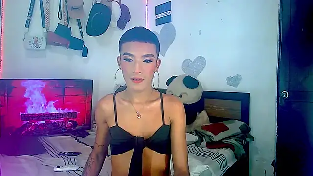 KimberlyXtreme online show from 11-12-25, 10:13