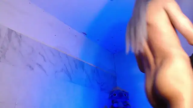 KimberlyXtreme online show from 04-17-26, 03:04