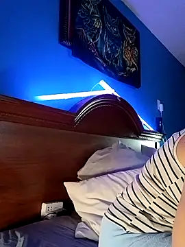 KITTYBOOBOOFUXX online show from 11-03-25, 06:29