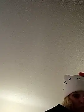 KITTYBOOBOOFUXX online show from 02-15-26, 06:47