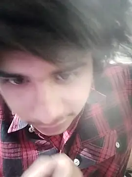 Snapshot of Young_couple6969 chatting on 03-21-25, 09:12 Young couple6969 online show from 03-21-25, 09:12