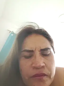 Snapshot of Milena_Foox chatting on 10-15-25, 11:57 Milena Foox online show from 10-15-25, 11:57