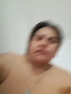 Snapshot of Milena_Foox chatting on 11-13-25, 04:11 Milena Foox online show from 11-13-25, 04:11