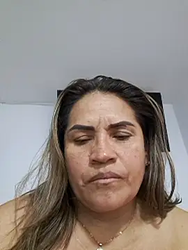 Snapshot of Milena_Foox chatting on 03-19-25, 03:08 Milena Foox online show from 03-19-25, 03:08