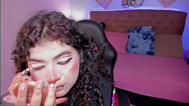  Lilly miller online show from 11-21-25, 07:57