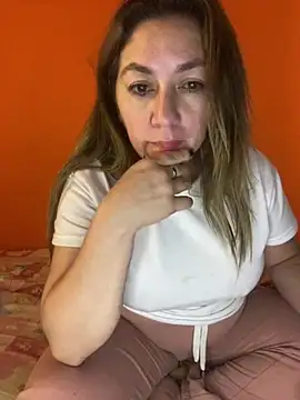 Luna-nevada online show from 04-14-26, 05:01