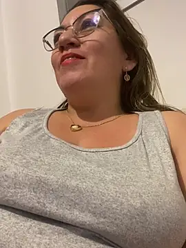 Luna-nevada online show from 03-08-26, 02:04