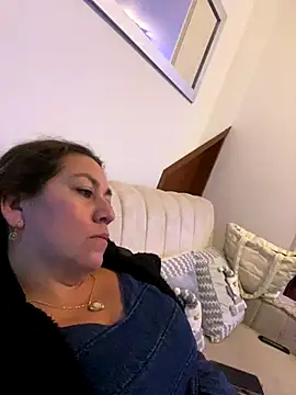 Luna-nevada online show from 12-05-25, 12:32