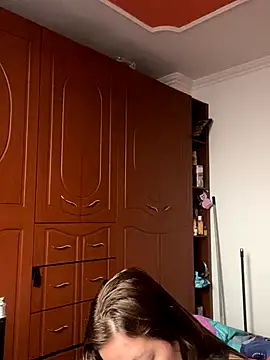 Luna-nevada online show from 01-08-26, 01:39