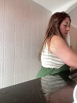 Luna-nevada online show from 03-10-26, 04:22